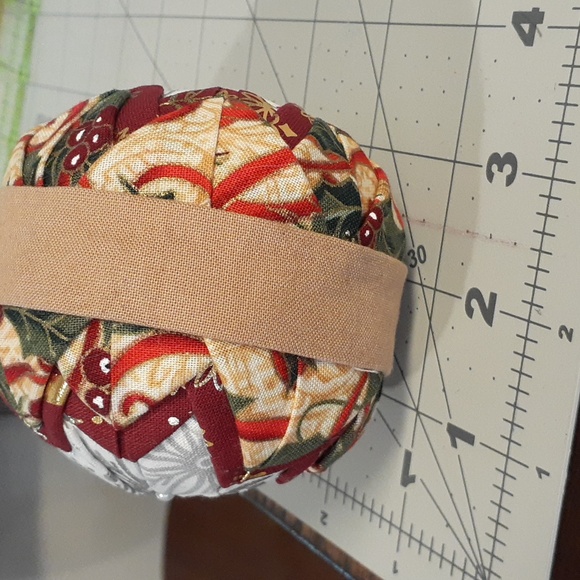 #19 Quilted Handmade Christmas Ornament Approx 3.5"x3.5". - Picture 2 of 3